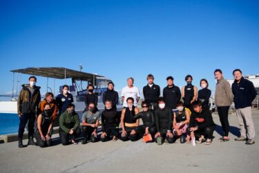 沖縄県宜野湾市で地元ダイビング事業者20名が海中清掃を実施！ ボランティアではない、その背景とは